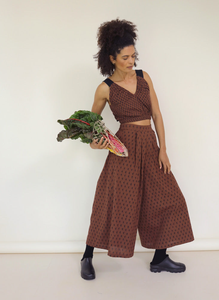 Seek Bazaar | Rachel Crop Top, bhuti print
