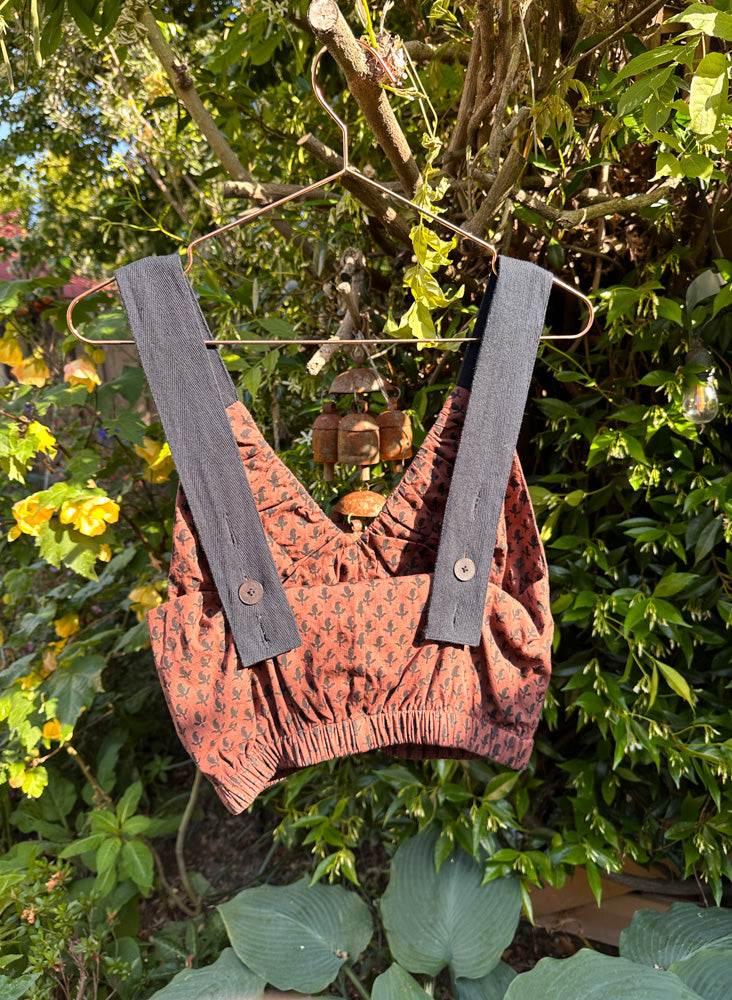 Seek Bazaar | Rachel Crop Top, bhuti print