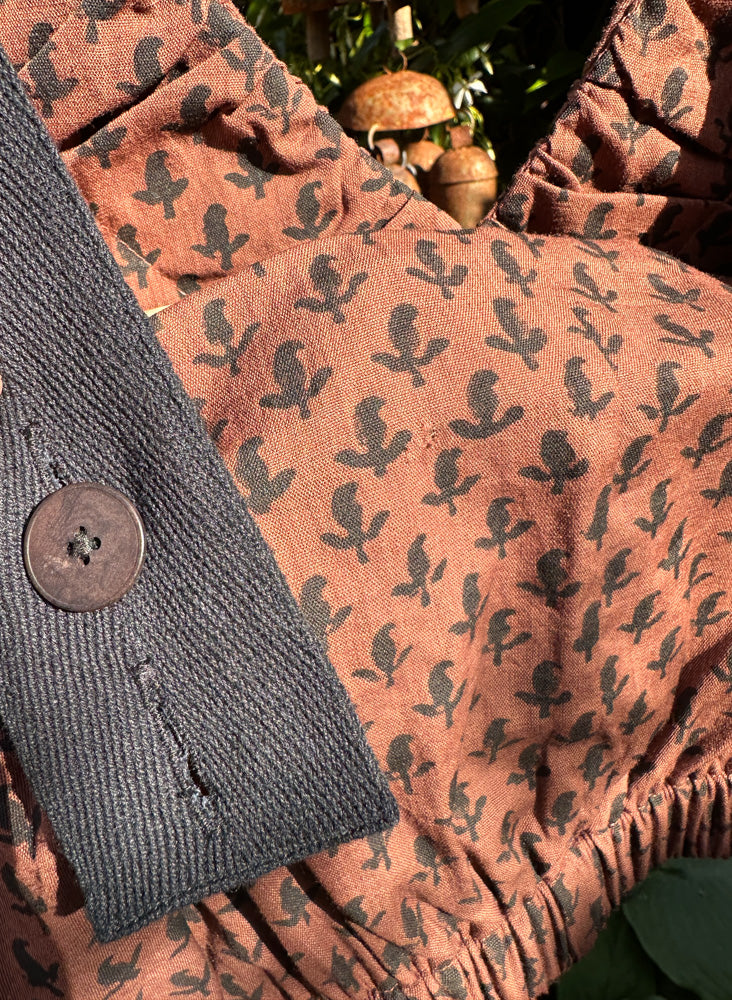 Seek Bazaar | Rachel Crop Top, bhuti print