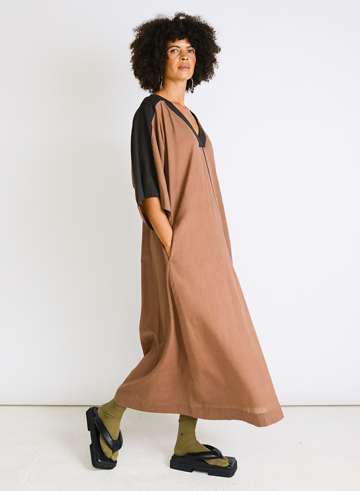 Rhadika Dress, mocha + black