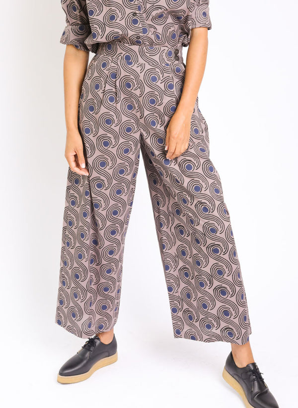 Novel Pants, mocha swirls – Seek Collective